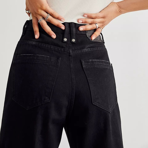 Brand new THRILLS Pulp Jeans black wash. - Picture 5 of 8